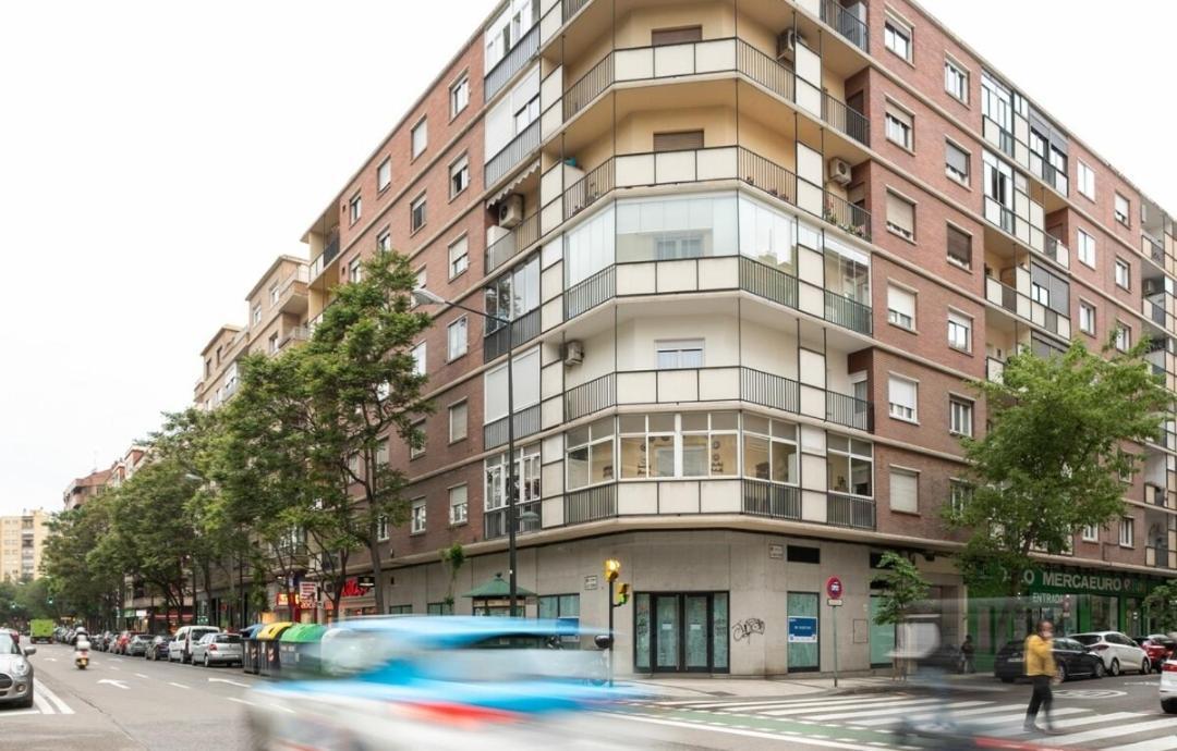 Moderno alojamiento completo en pleno centro de Zaragoza Exterior foto